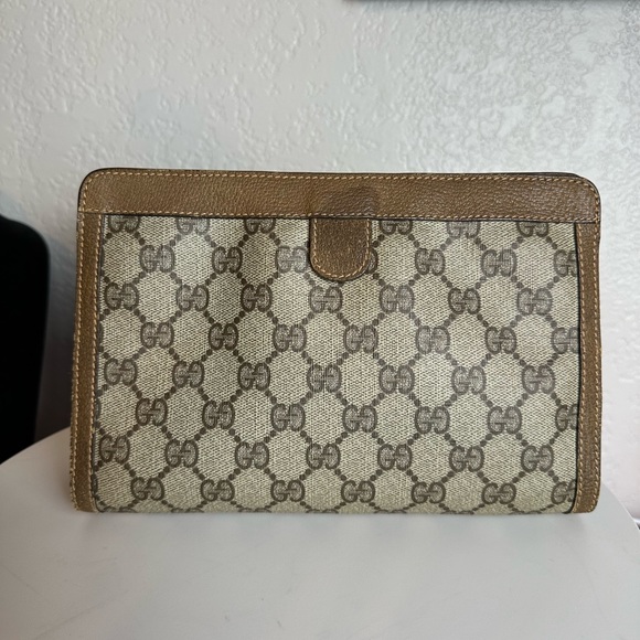 ❤️GUCCI GG PVC Leather Clutch #12 - Picture 3 of 13